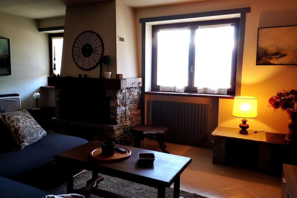 La Maison De Carmen Aosta Exteriör bild
